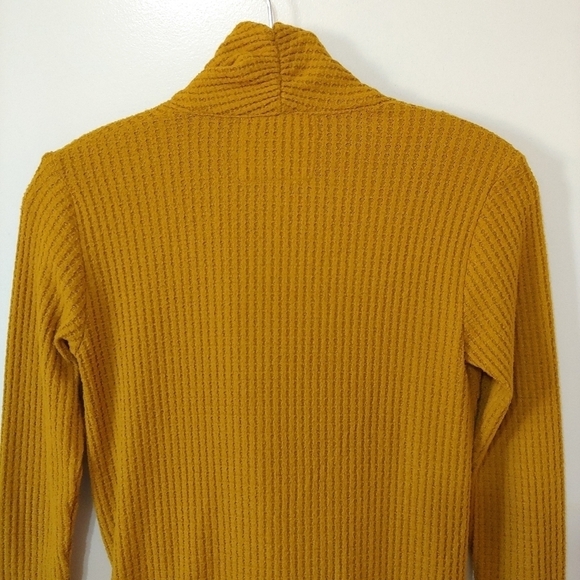 ANTHROPOLOGIE Akemi + Kin Woodruff Waffle Knit Wrap Top - Picture 10 of 15